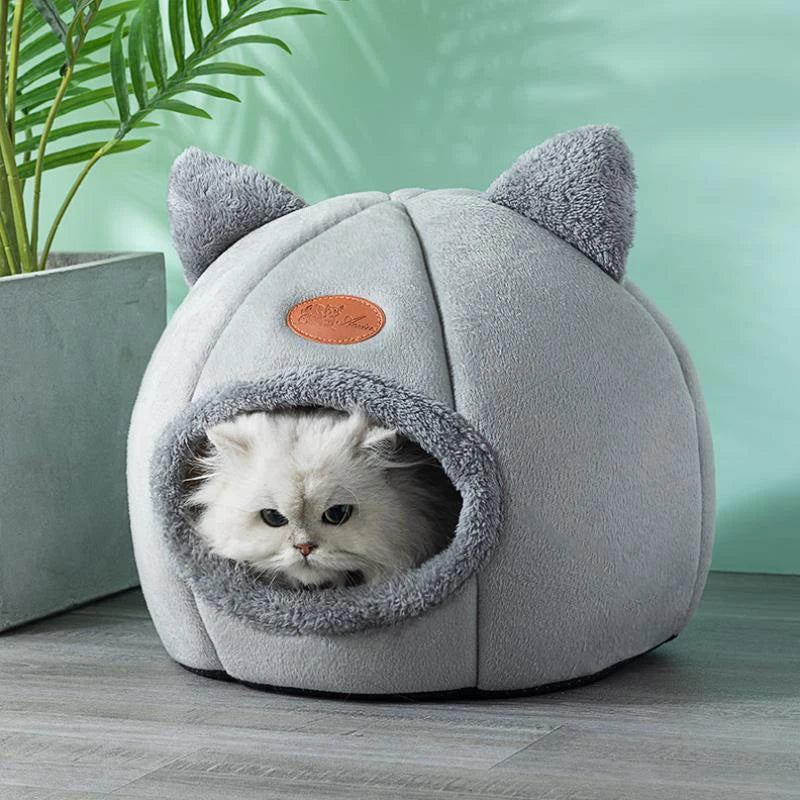 Cozy Winter Cat & Dog Bed - Deep Sleep Comfort Nest